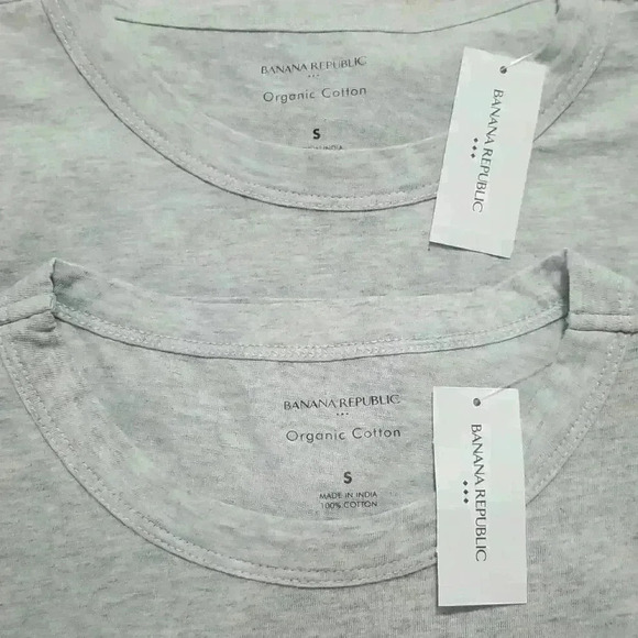 Banana Republic 2-Piece Organic Cotton Crew Neck T-Shirts - Picture 9 of 9